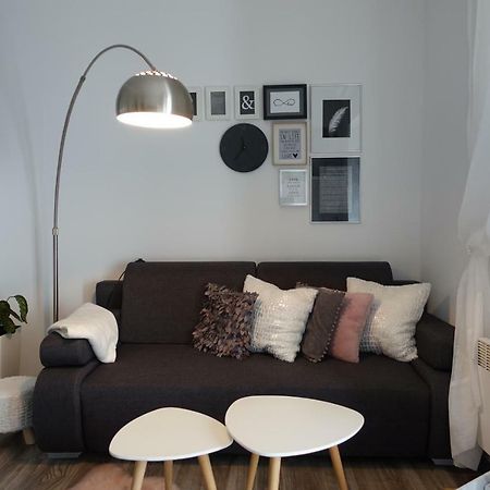 Apartman Maja Бол Екстериор снимка